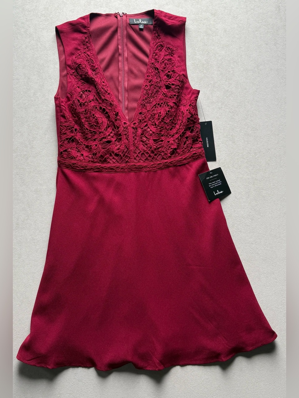 Lulu's Burgundy Lace-Trimmed V-Neck Dress NWT